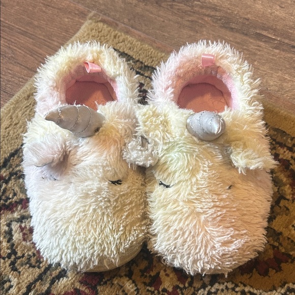 Lot of Girls Size 10 shoes - Picture 12 of 12